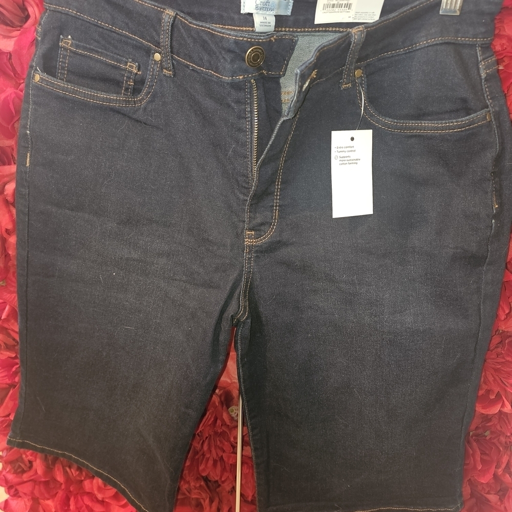 Croft & Barrow NWT Dark Denim Women's Bermuda Shorts Size 14